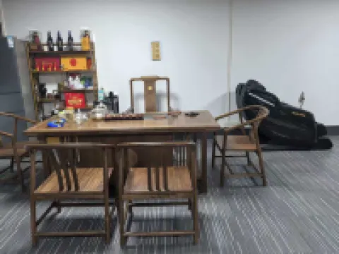 南鉑灣飯店（南丹汽車總站店） 南丹住宿飯店