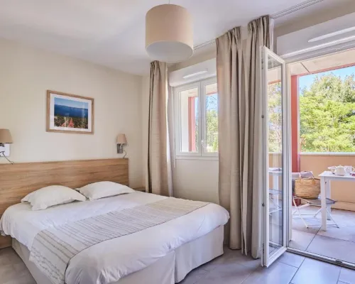 奧德萊斯卡尼松尊貴公寓 濱海卡瓦萊爾酒店