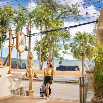 Avalon Beach Resort Pattaya Отели рядом с достопримечательностью «Парк Паттайя»