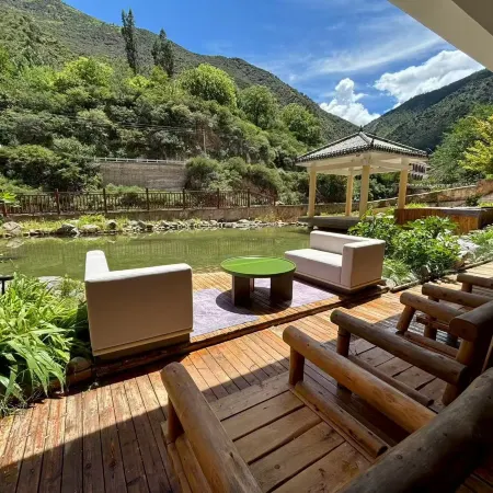 Wan Hui Inter-Provincial Hot Spring Hotel (Mangchang Branch)
