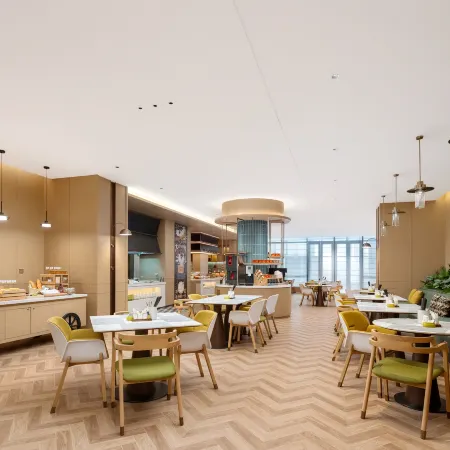 HOME2 SUITES BY HILTON JINAN WEST RAILWAY STATION EAST SQUARE