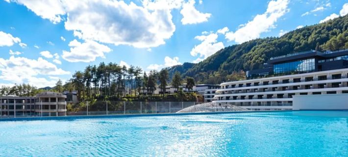 Wyndham Grand Plaza Royale Hot Springs Fenghuang Hoteles en Fenghuangxian