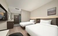 UJOYHOTEL