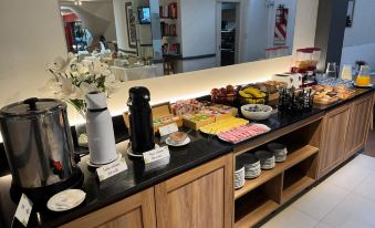 Alpino Hotel