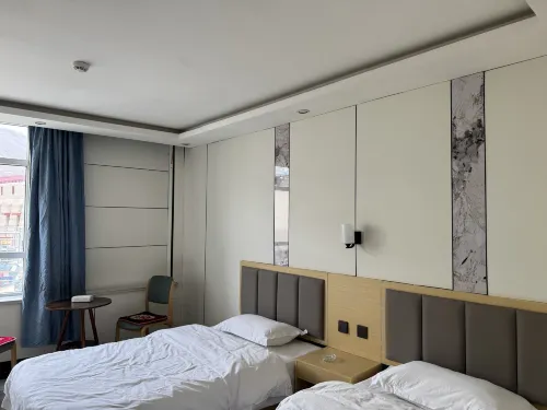 Yushu Laijia Hotel