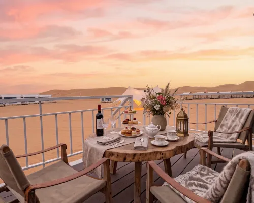 Hourglass · Time's Nest Desert Scenic Homestay Hotel a Zhongwei