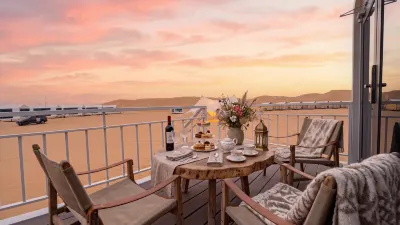 Hourglass · Time's Nest Desert Scenic Homestay Hotels in 