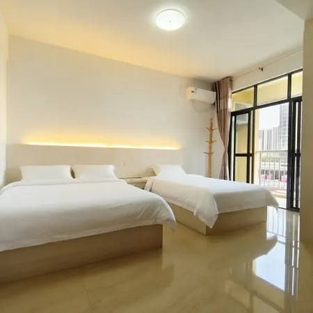 Aline Hotel