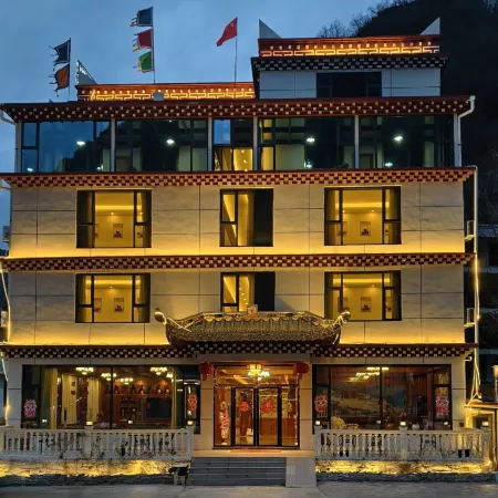 Heishui Banshandu·Yueyin Hotel