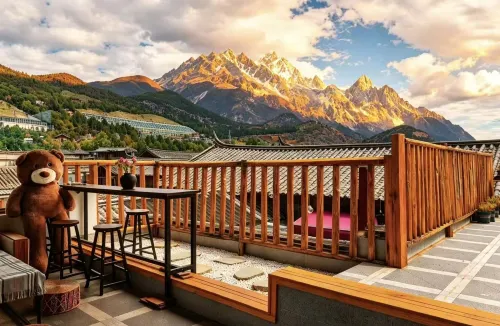 Guining Snow Mountain Scenic Courtyard (Shuhe Old Town) - pemandangan pegunungan