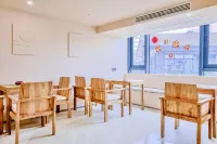 Zaoyan Designer Studio (Zigong Lantern Park FanHua 1939 Shopping Plaza)