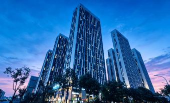 Oak Hotel (Taiyuan Mixc Jinyang Lake Convention and Exhibition Center)