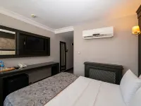 Topkapi Kunlun Kensington Hotel Hotels near Topkapi