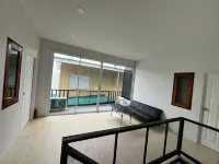 K-YA HOUSE Các khách sạn gần Cung điện Chan