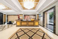 Maitreya Blue Lake Hot Spring Resort Hotel - Uima-altaat