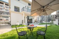 Wudangshan Spring Rest Homestay - บริการรถรับส่ง