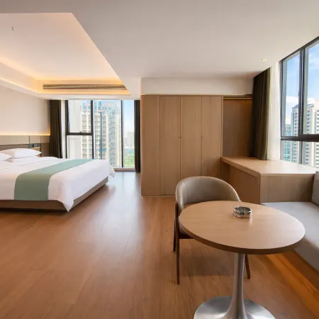 Pomegranate Hotel (Xinxiang Pangdonglai Sanpang Branch)