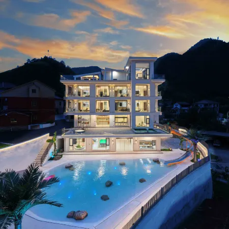 Hillaqua Designer Homestay | Tonglu Yalu Rafting