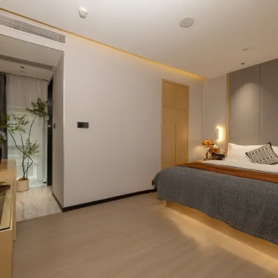 Fino Art Mercure (Wanguo Outlets Jiangnanxi Subway Station) Hotels near Jiangnanxi Station