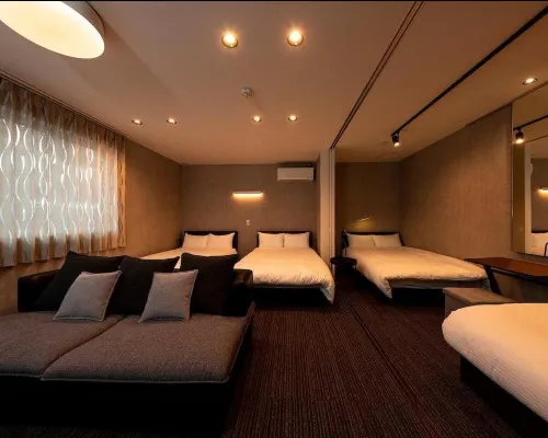 White Crystal B Hotels near Tokiwa Kan Monument