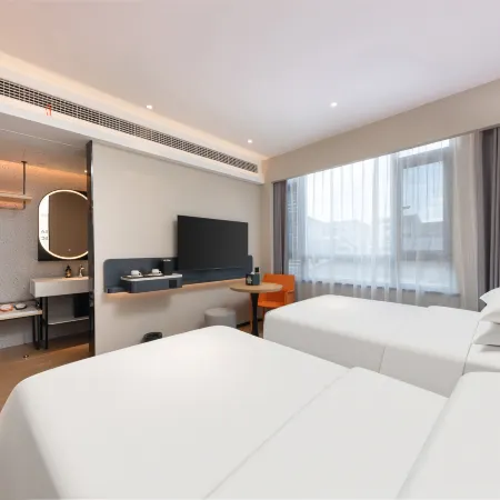 City Comfort Hotel Premier (Linxiang Changan International Huacheng Branch)