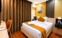 Hollywood Hotel Puerto Princesa - balcone