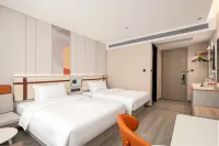 Home Inn Plus Hotel, Shuangqiao Valley, Mount Siguniang Scenic Area Branch - 3성급