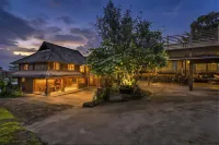 Manghong Yongbanghao · Traditional Blang Stilt‑House (Jingmai Ancient Tea Forest) - breakfast