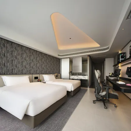 SR E-Sports Hotel (Chengdu Sanli Plaza Haichang Road Subway Station)