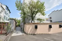 Tiantai Yueting Lanshe Homestay（Guoqing Temple） - ที่มีที่จอดรถ