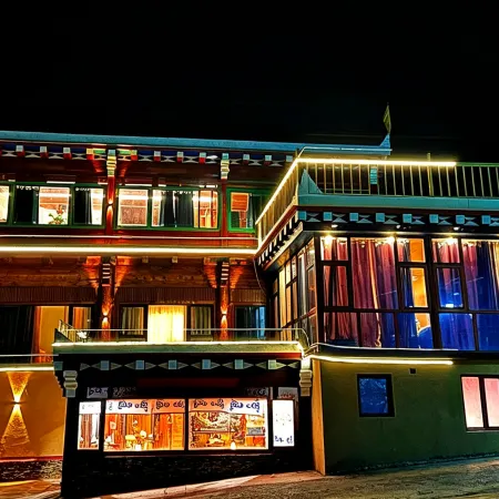 Daofu Yuke Sun Moon Lake Jigong Grandpa Homestay