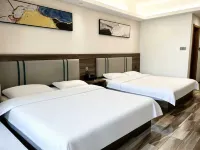 One City, One Residence Hotel - parcheggio