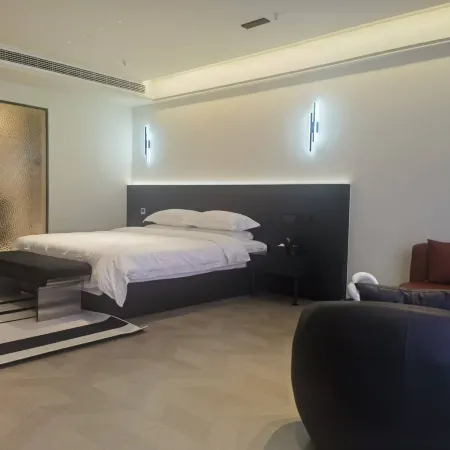 LeMi Hotel