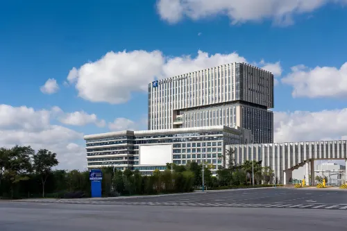 Holiday Inn Express KUNMING CHANGSHUI AIRPORT by IHG - Airport Shuttle