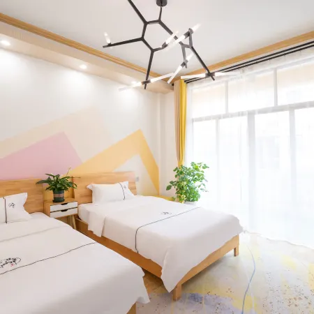 Beihai Yuexiangru Homestay (Beihai Yintan)
