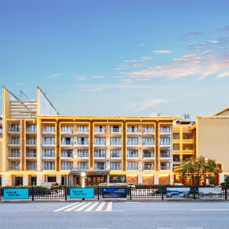 Menfut International Resort Hotel