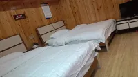 Chongqing Lijiang Xianyuan Farmhouse Hotels in Xiaonanhai National Geopark Resort