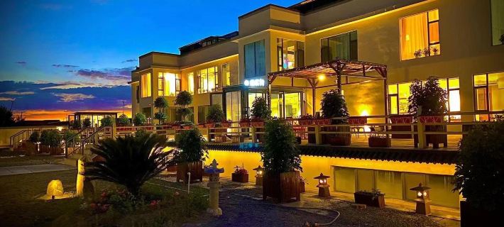 Jingshitai Guesthouse Отели в г. Урумчи