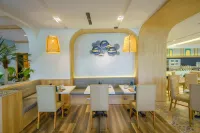 Seaesta Nha Trang Hotel - breakfast