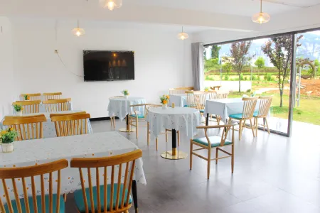 Siji Shanju Guesthouse Отели рядом с достопримечательностью «Yulong Crevice»