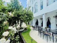 Fuxian Lake ANDER Ander Aromatherapy Healing Homestay