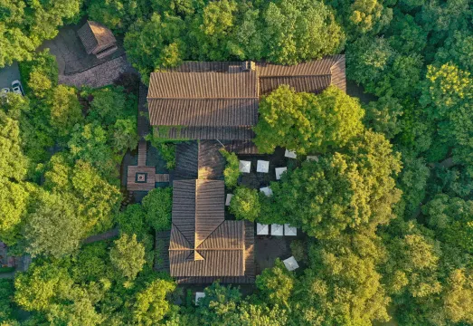 Relais & Chateaux Seven Villas Hangzhou(罗莱夏朵·杭州紫萱度假村