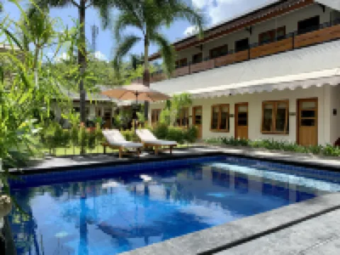 Roots Hotel Senggigi