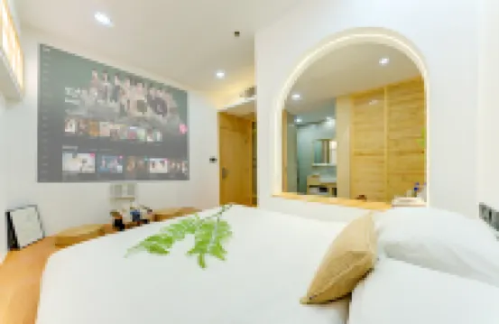 โรงแรมฟางเชิง เลฟต์แบงค์ (สถานีรถไฟความเร็วสูง เขตท่าเรือกงเป่ย) โรงแรมใกล้สถานีจูไห่