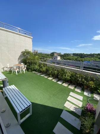 Manjitong Hotel (Jinjiang International Airport Century Park)