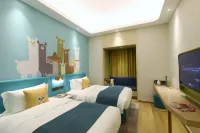 天津火烈鳥樂寵酒店 鄰近光合勇士營拓展中心-59式中型坦克的酒店