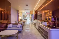 Dequan Luxury Hotel (Chaoyang High speed Railway Station Shilibao Subway Station Branch) - sarapan