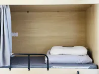 Bonjour Youth Hostel