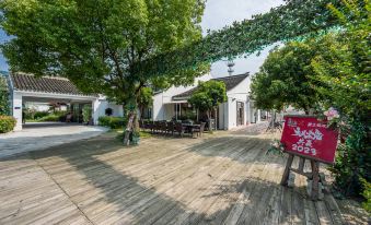 Villa Rhyme Taihu Lake Fishing Pool BBQ Manor Villa (Dongshan Grandma Bridge Branch)