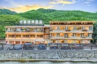 Tingquan Qingju Hotel Hotels near Love Sea Scenic Area